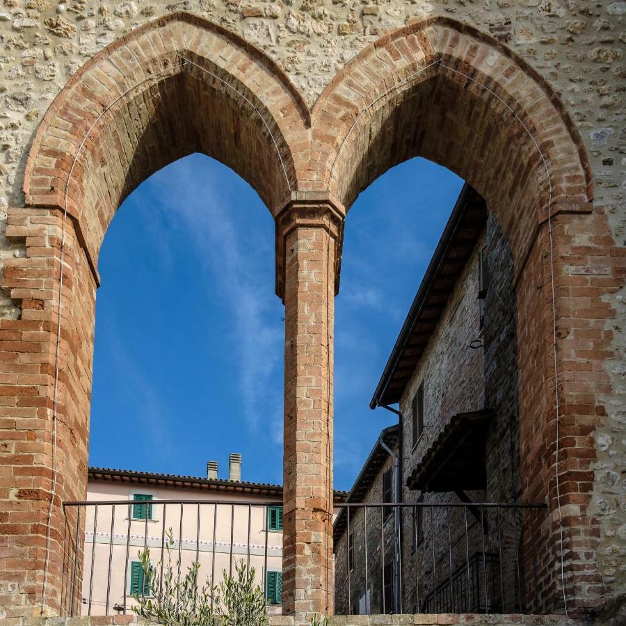 La Dimora Nel Castello Villa Collevalenza Bagian luar foto