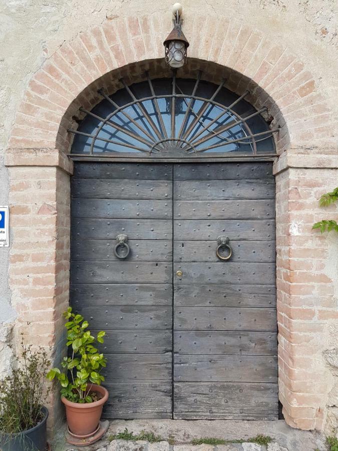 La Dimora Nel Castello Villa Collevalenza Bagian luar foto